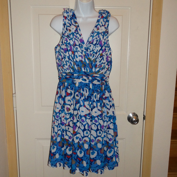 Beautiful Abstract Geometric Patterned Dress - Picture 1 of 6